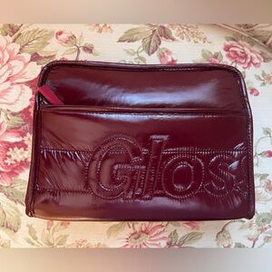 BN 💫 SOLD OUT 💫 Glossier 👄 Merlot Puffy ☁️ beauty bag